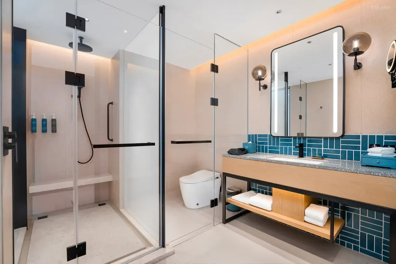 Four Points by Sheraton   