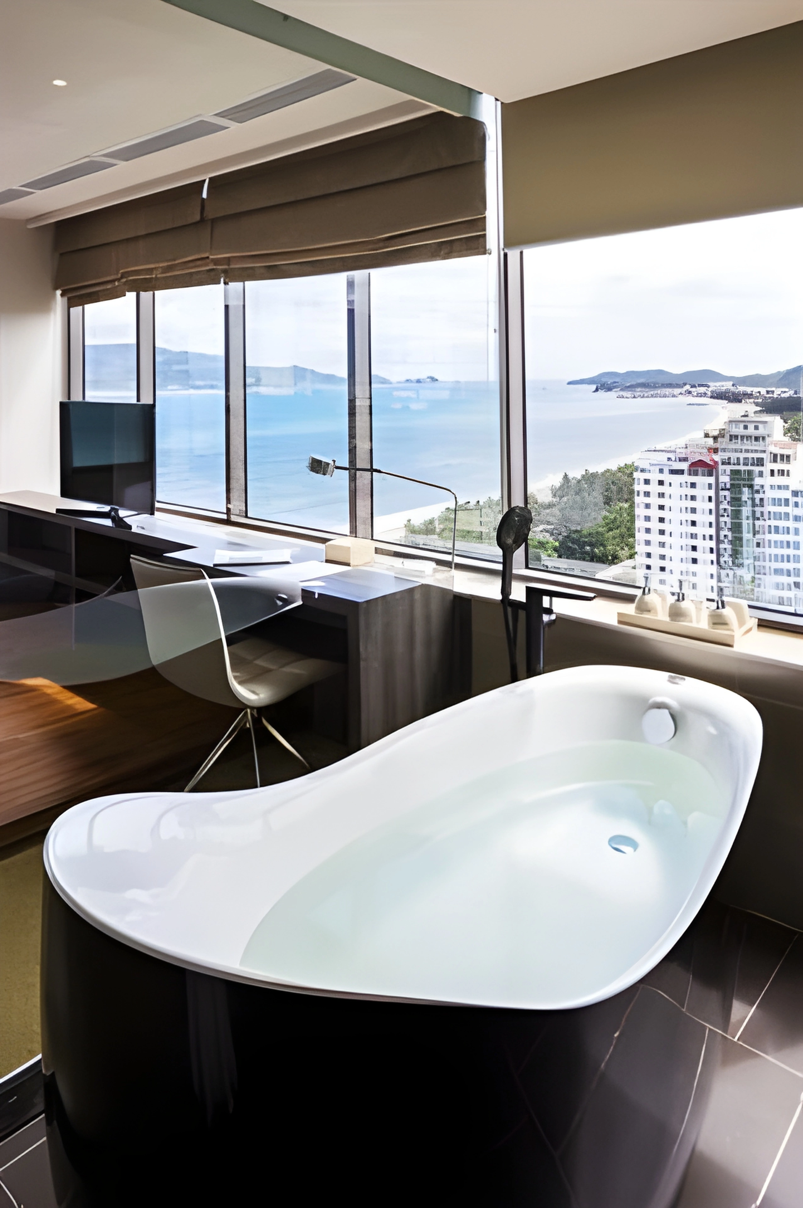 Alana Nha Trang Beach Hotel