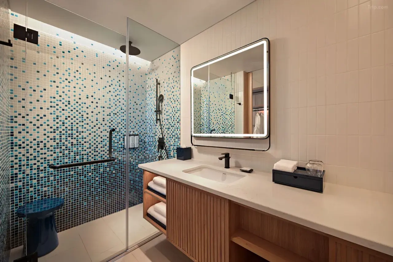 Hyatt Place Ha Long